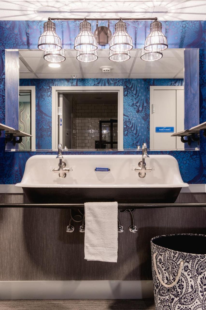 פורטלנד Black Elephant Hostel חדר תמונה